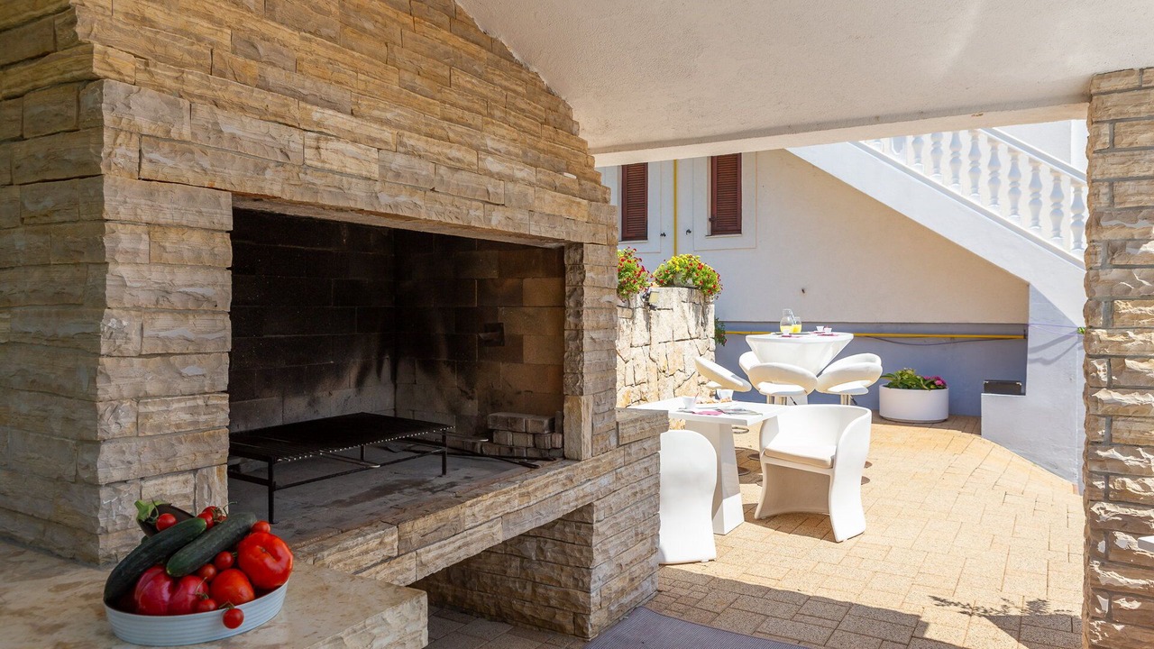Photo of Outdoor in Betina