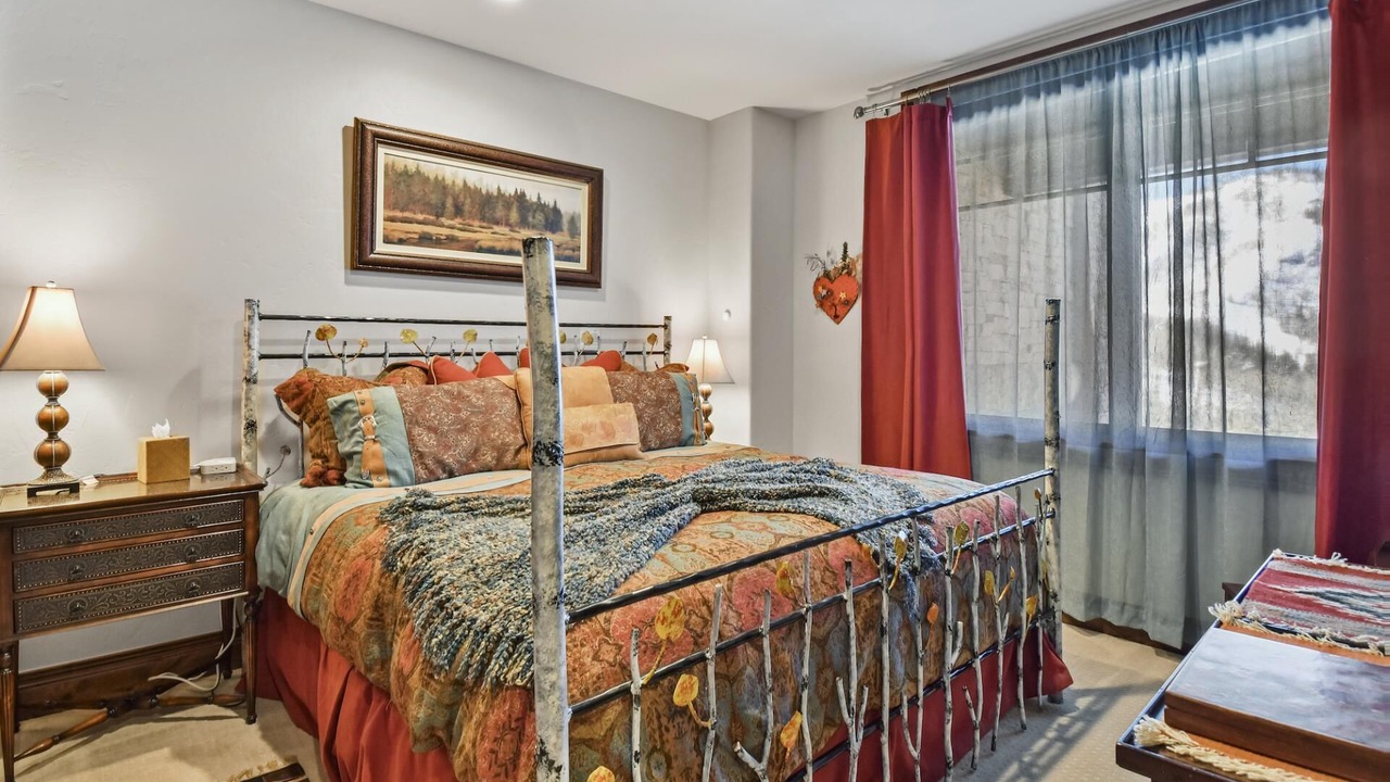 Photo of Bedroom in Empire Pass