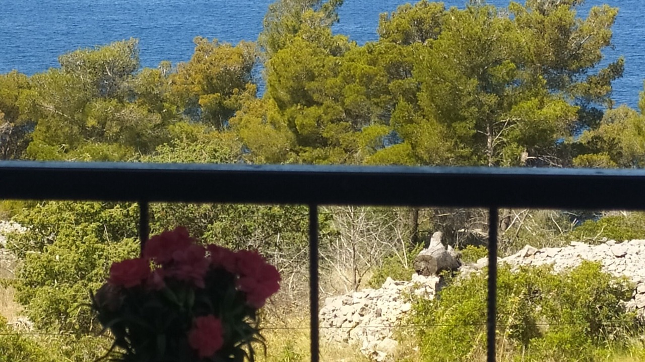 Photo of Patio Balcony in Cove Makarac (Milna)