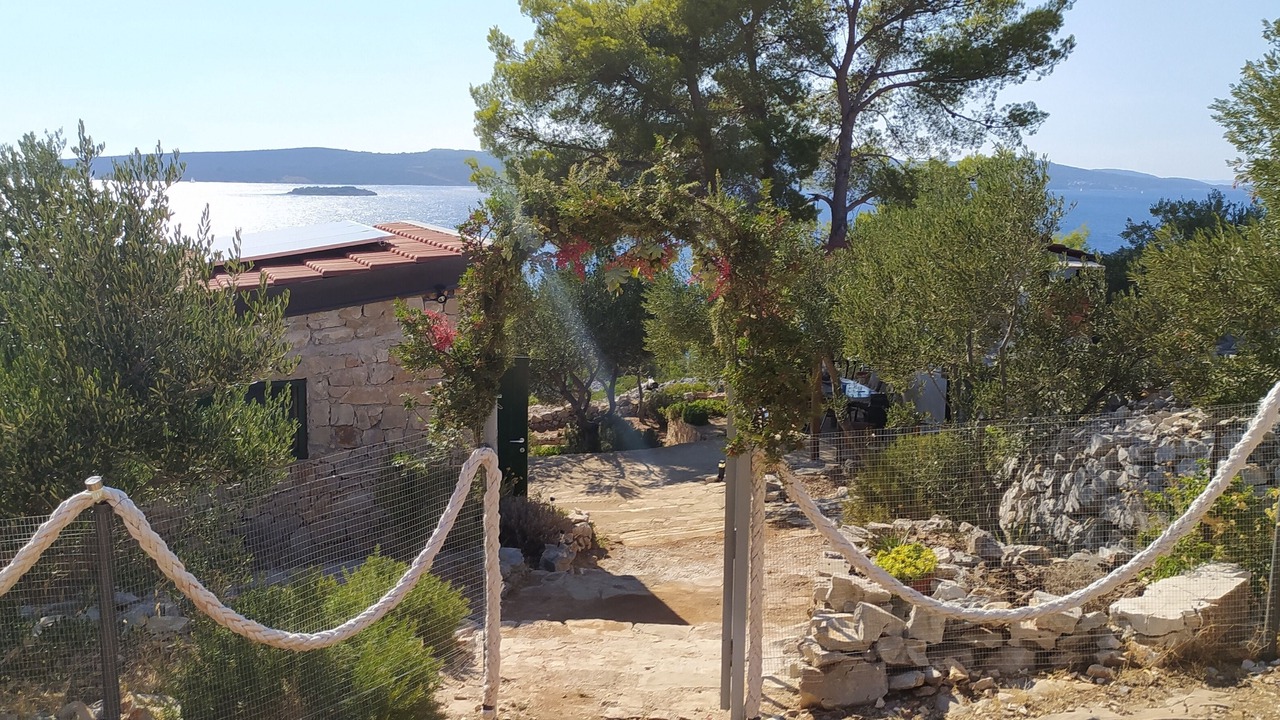 Photo of Outdoor in Cove Makarac (Milna)