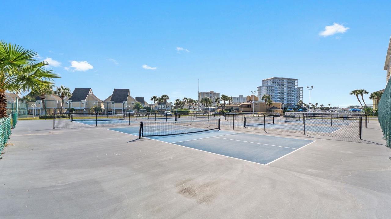 Photo of Others in Holiday Isle