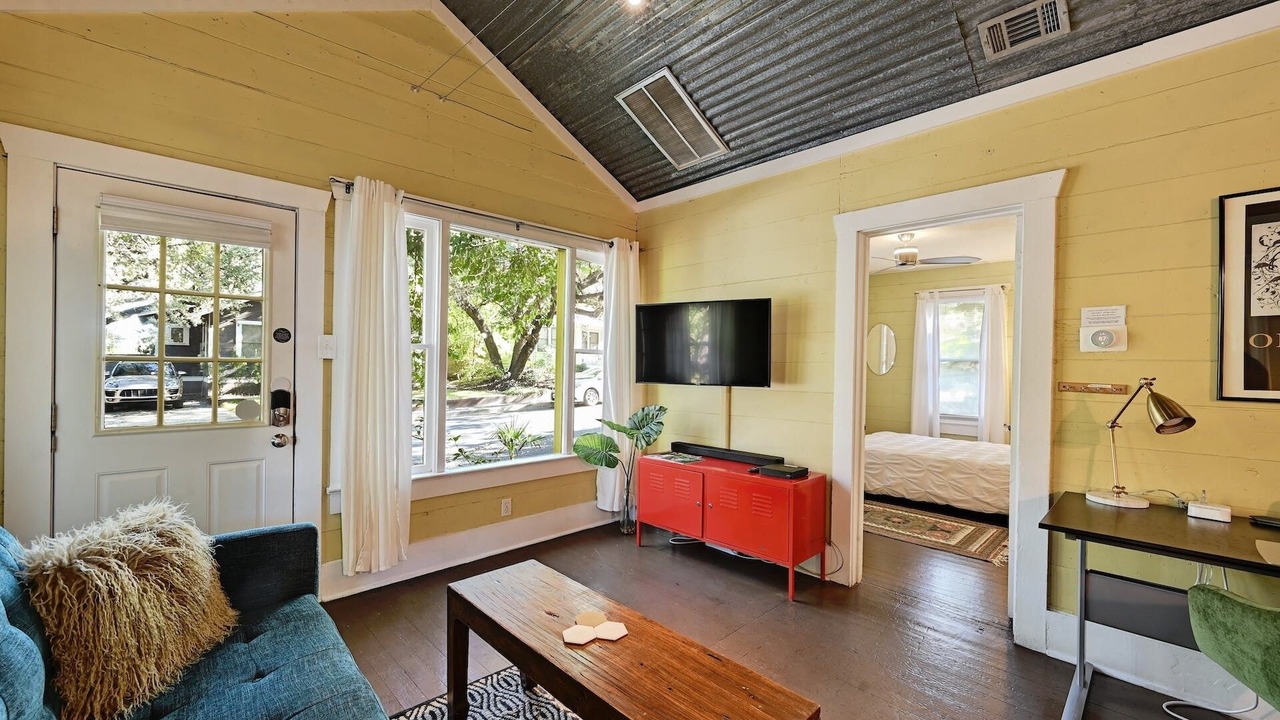 Photo of Livingroom in South Congress