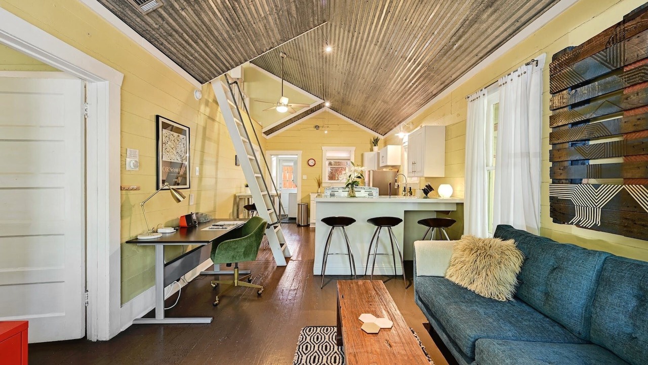 Photo of Livingroom in South Congress
