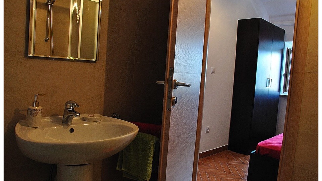 Photo of Bathroom in Kolocep Island