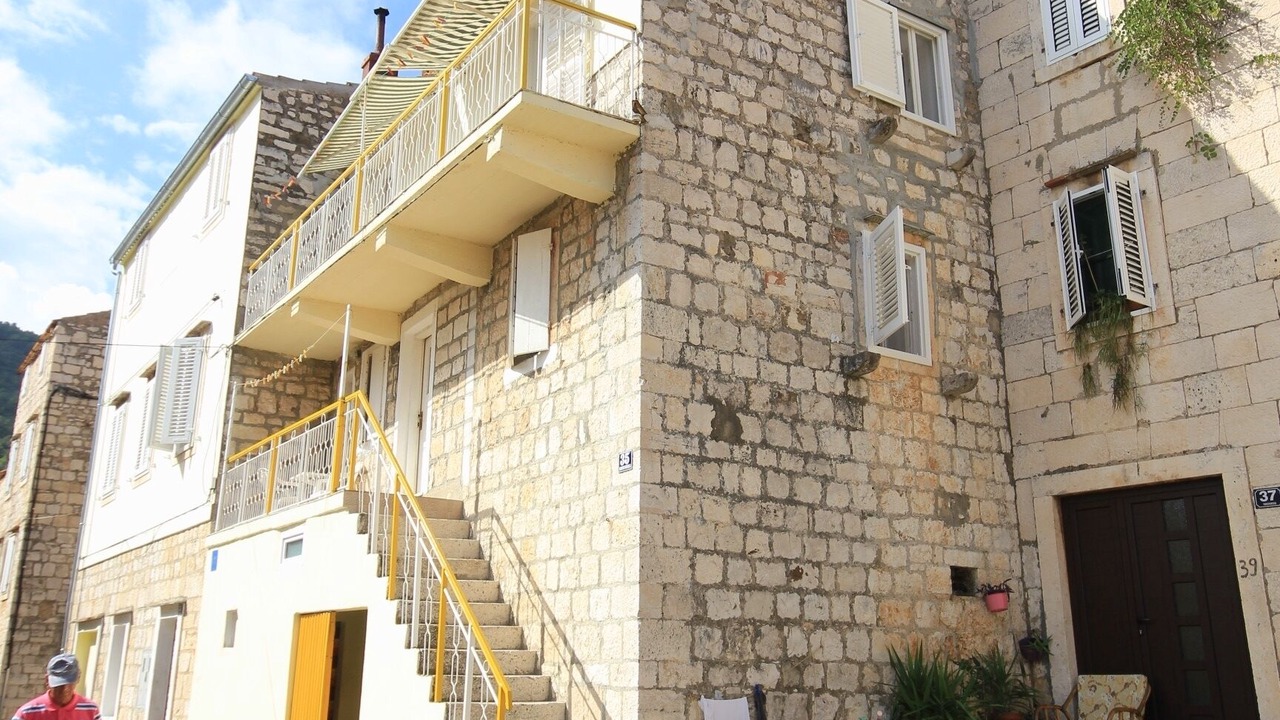Photo of Outdoor in Cove Rogacic