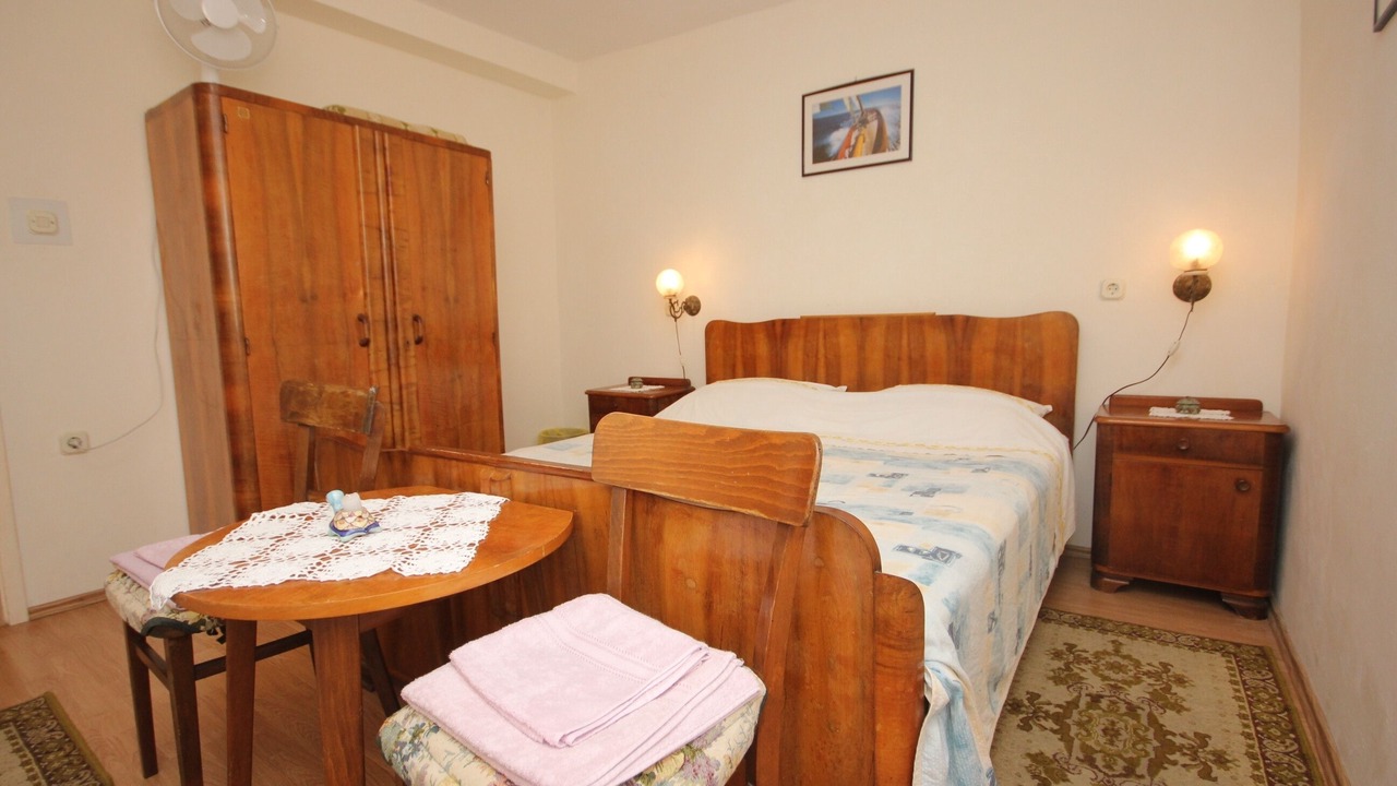 Photo of Bedroom in Cove Rogacic