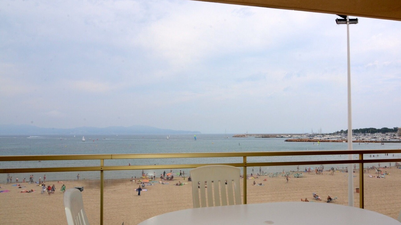 Photo of Others in L'Escala