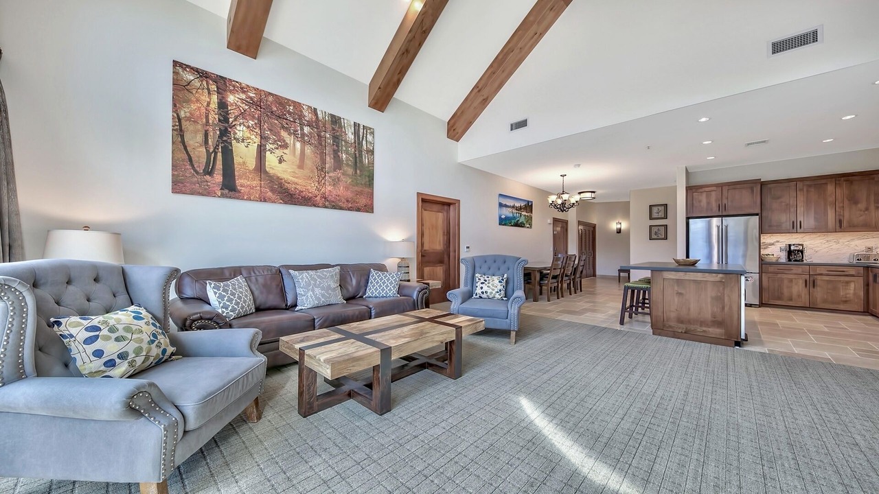 Photo of Livingroom in Lakeside Park