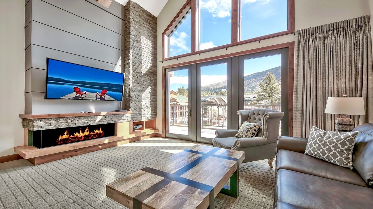 Photo of Livingroom in Lakeside Park