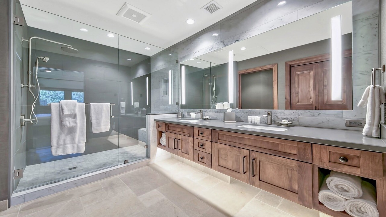 Photo of Bathroom in Lakeside Park