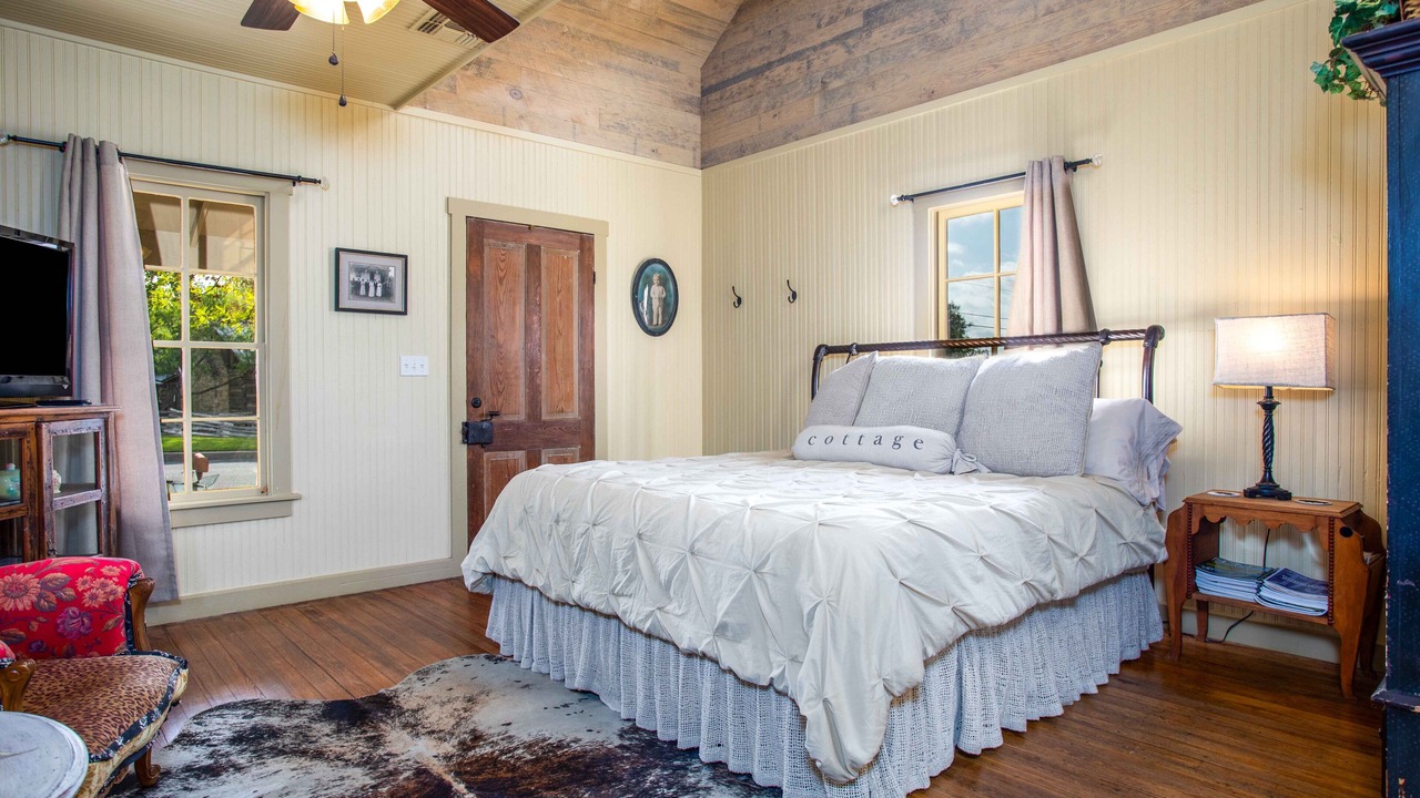 Photo of Bedroom in Fredericksburg