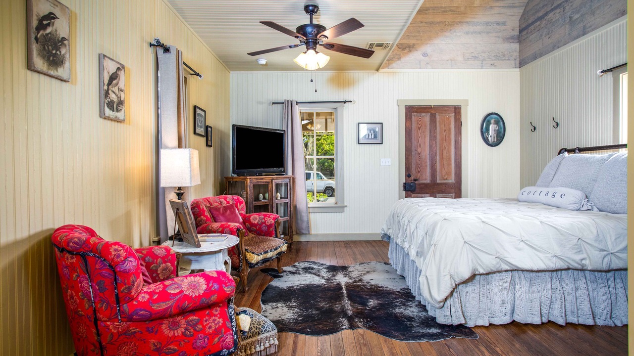 Photo of Bedroom in Fredericksburg