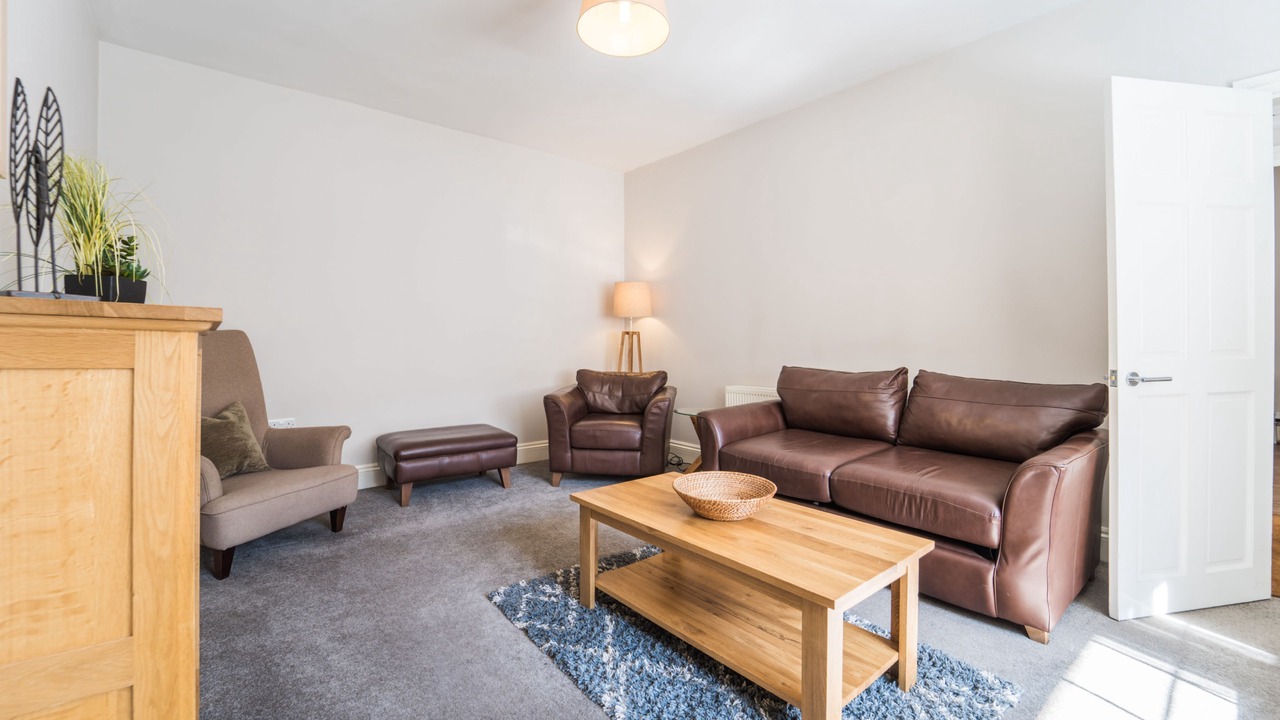 Photo of Livingroom in Torquay City Centre