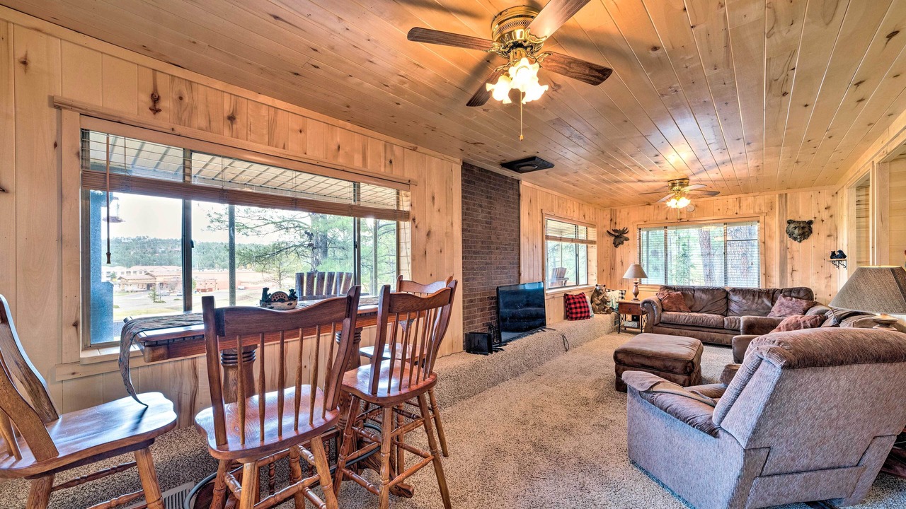 Photo of Livingroom in Ruidoso