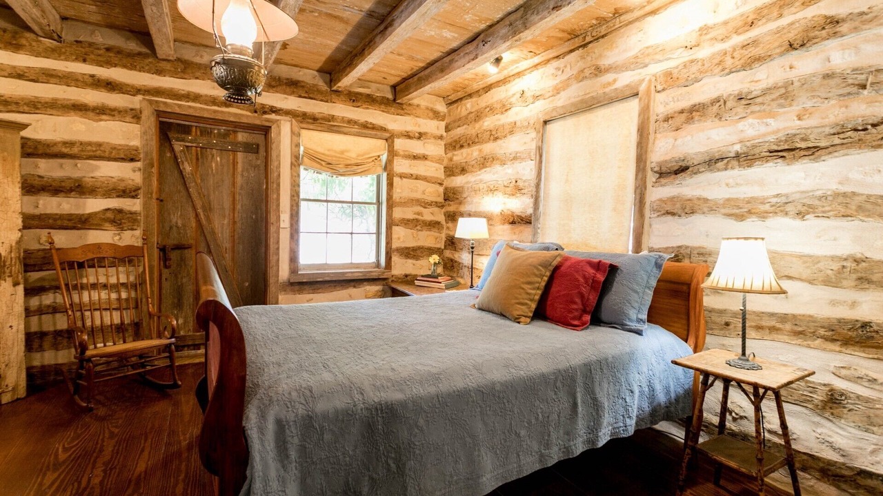 Photo of Bedroom in Fredericksburg