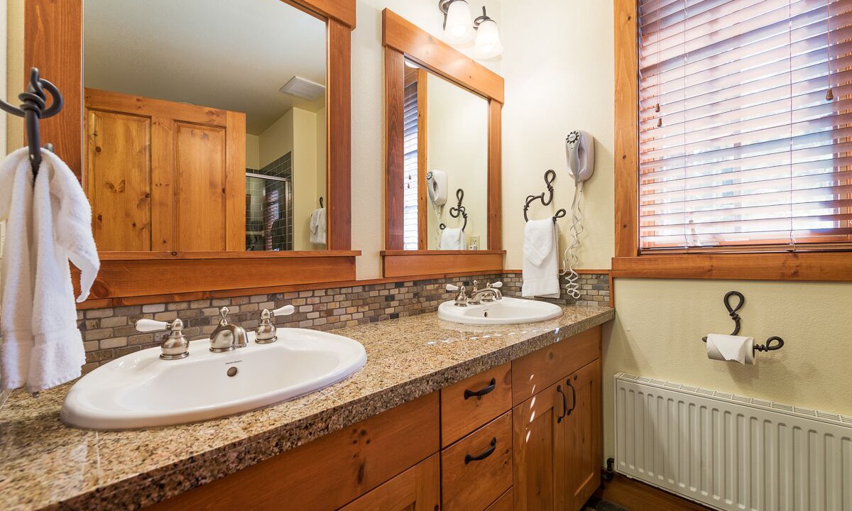 Photo of Bathroom in Crooked Pines