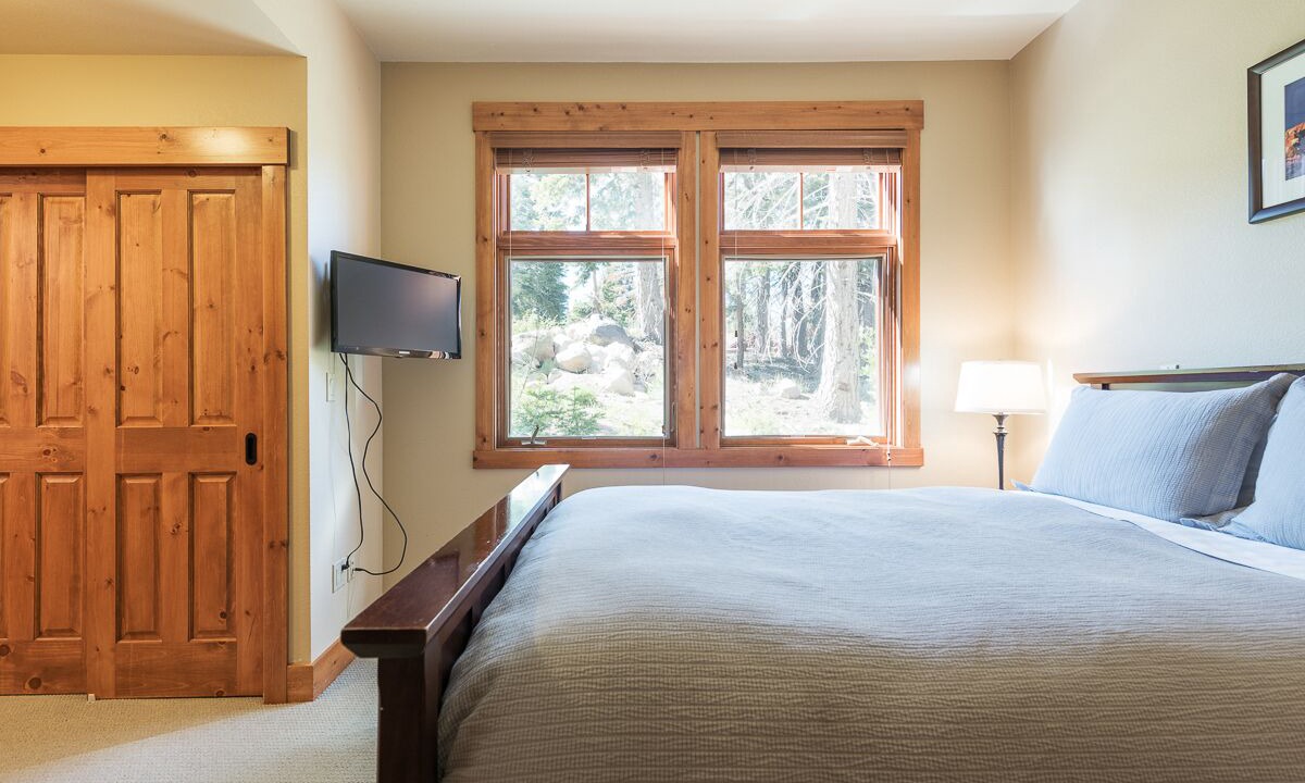 Photo of Bedroom in Crooked Pines