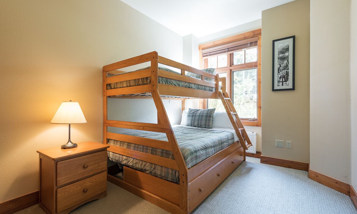 Photo of Bedroom in Crooked Pines