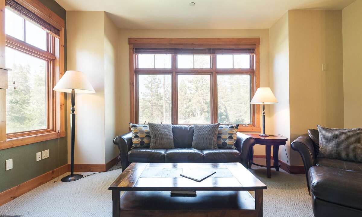 Photo of Livingroom in Crooked Pines