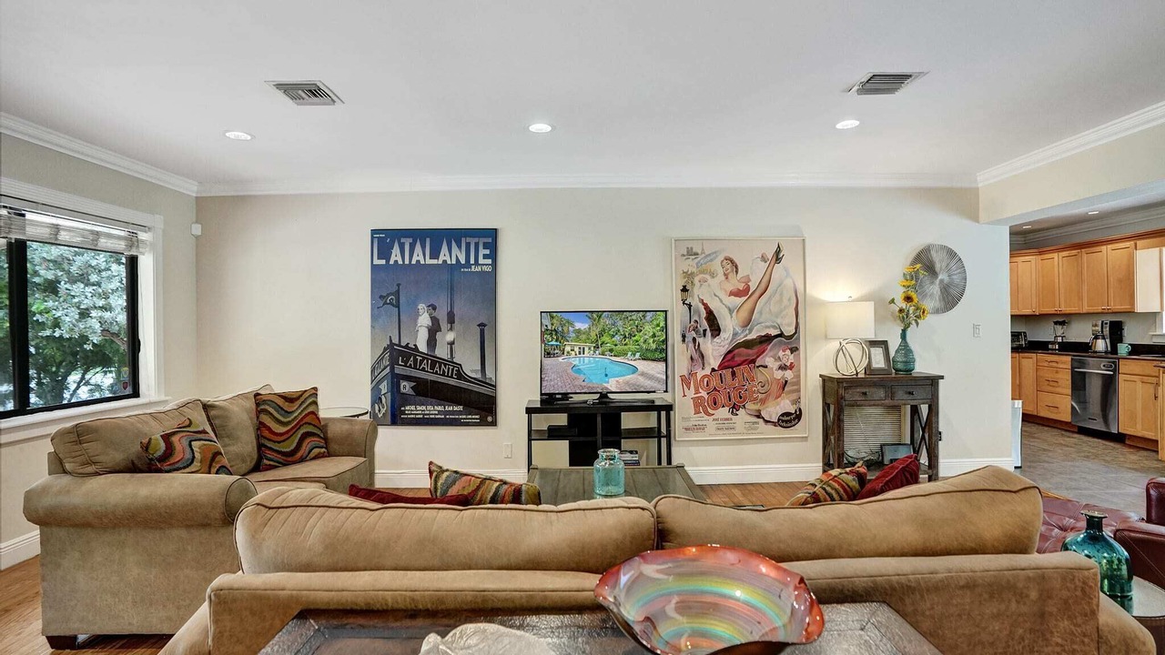 Photo of Livingroom in Wilton Manors