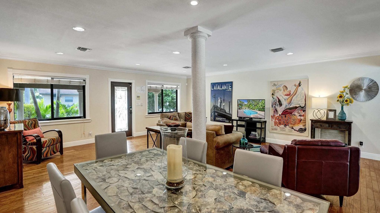 Photo of Others in Wilton Manors