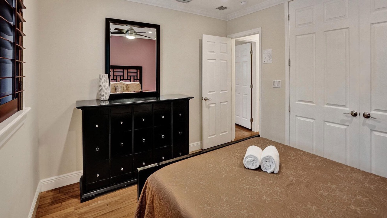 Photo of Bedroom in Wilton Manors