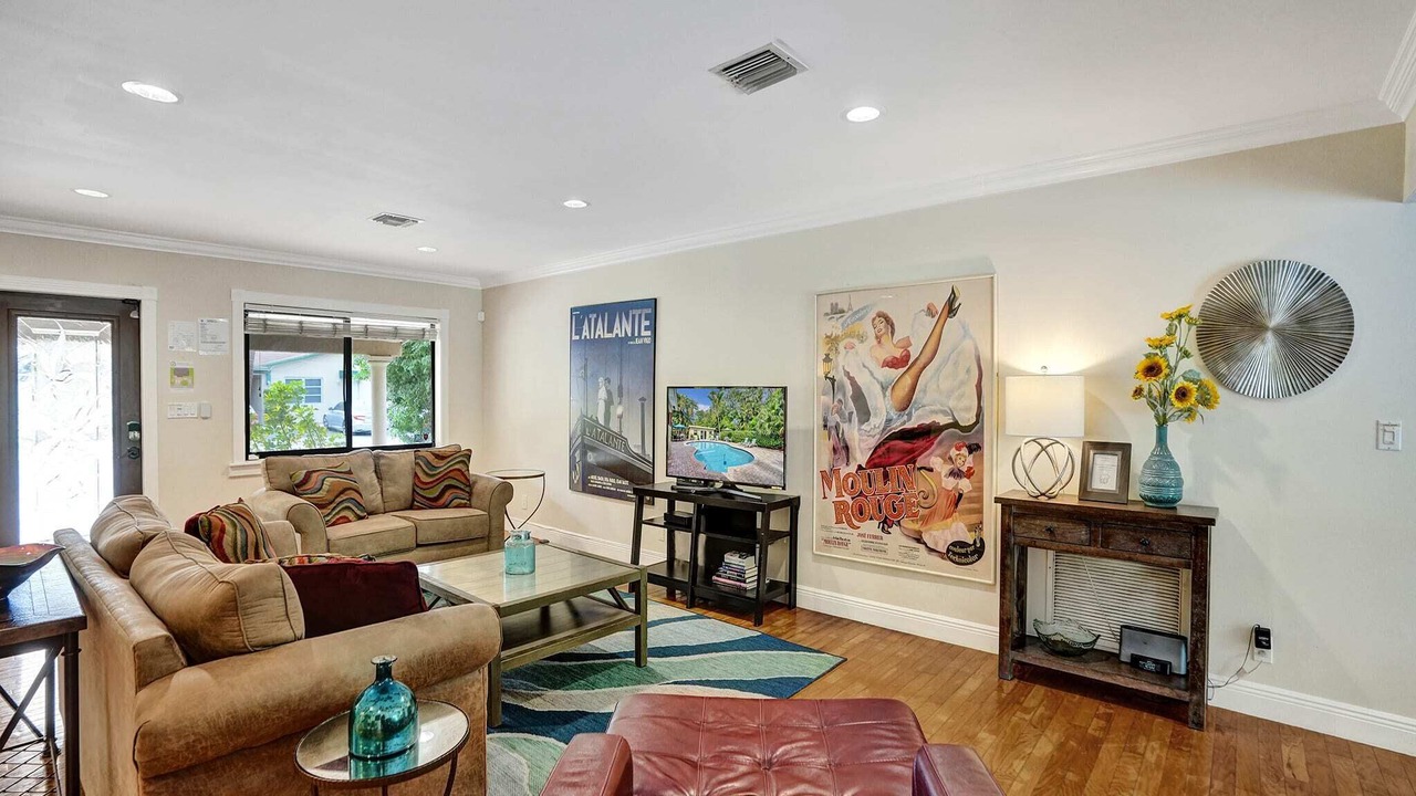 Photo of Livingroom in Wilton Manors
