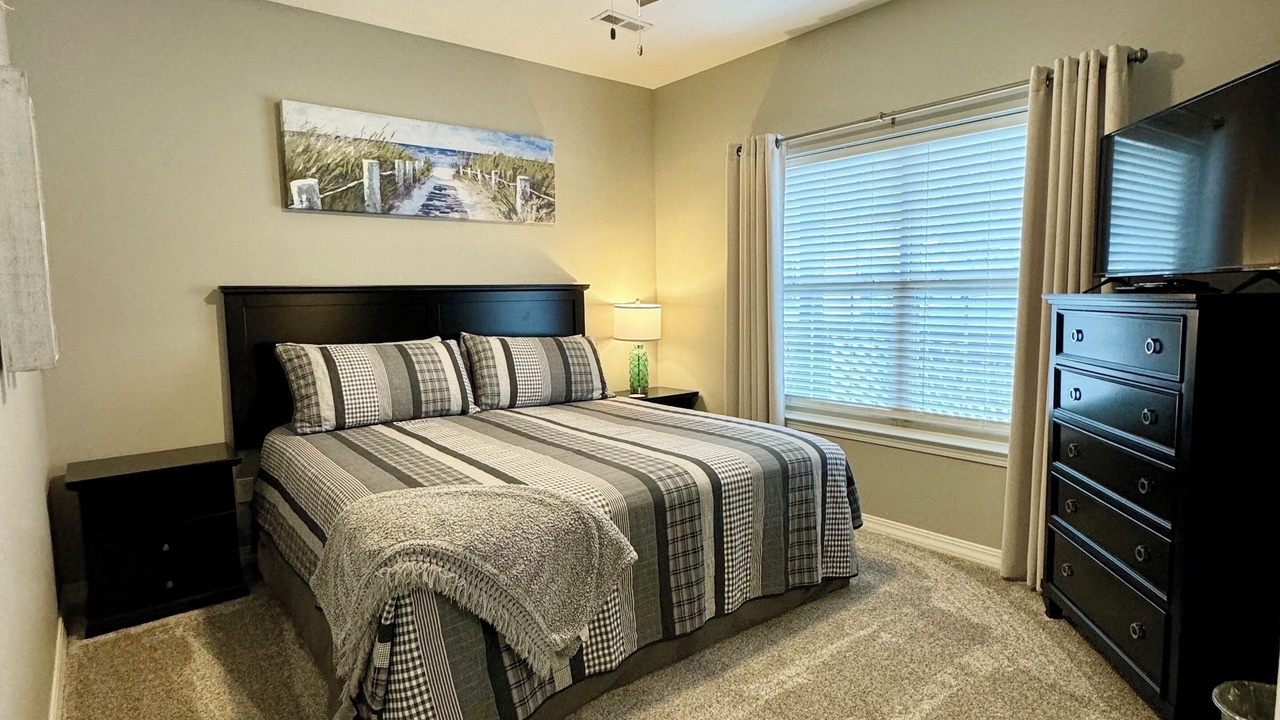 Photo of Bedroom in Hollister