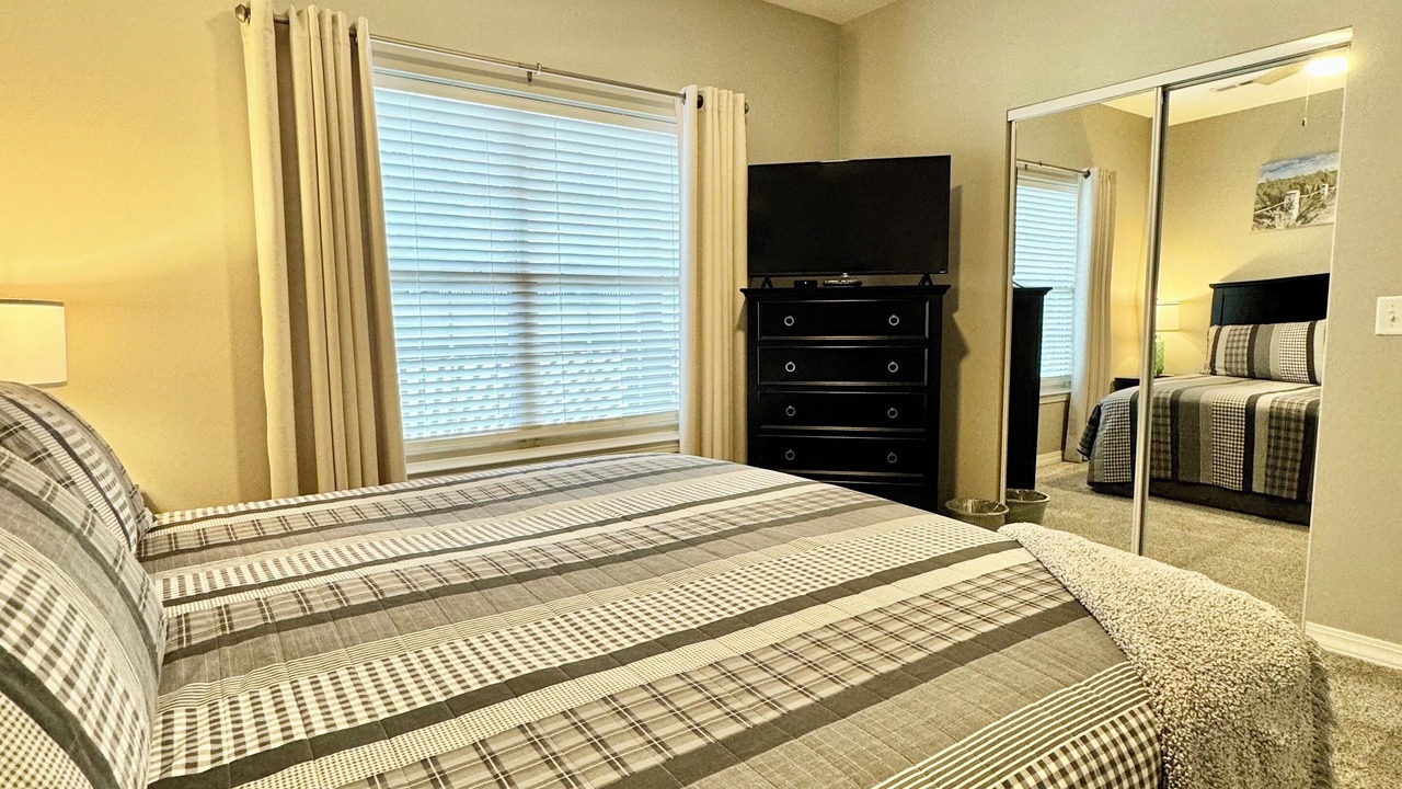 Photo of Bedroom in Hollister