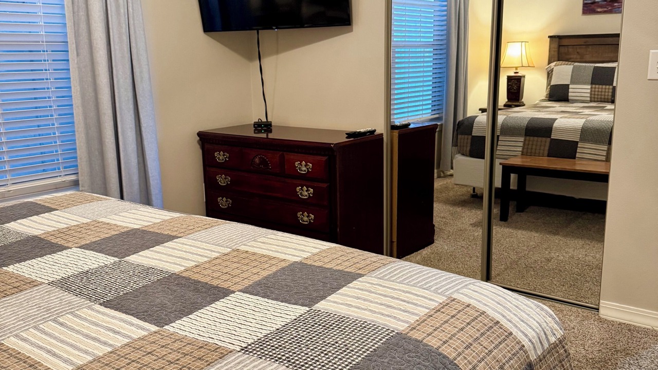 Photo of Bedroom in Hollister