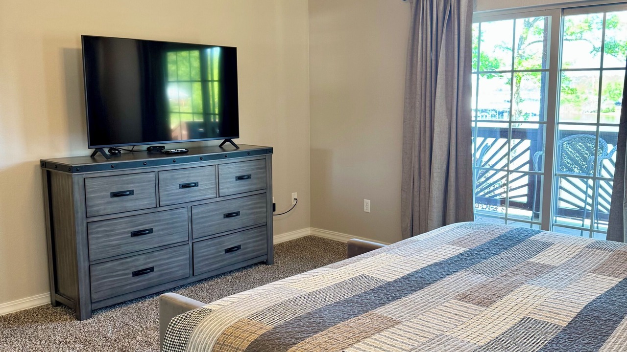 Photo of Bedroom in Hollister