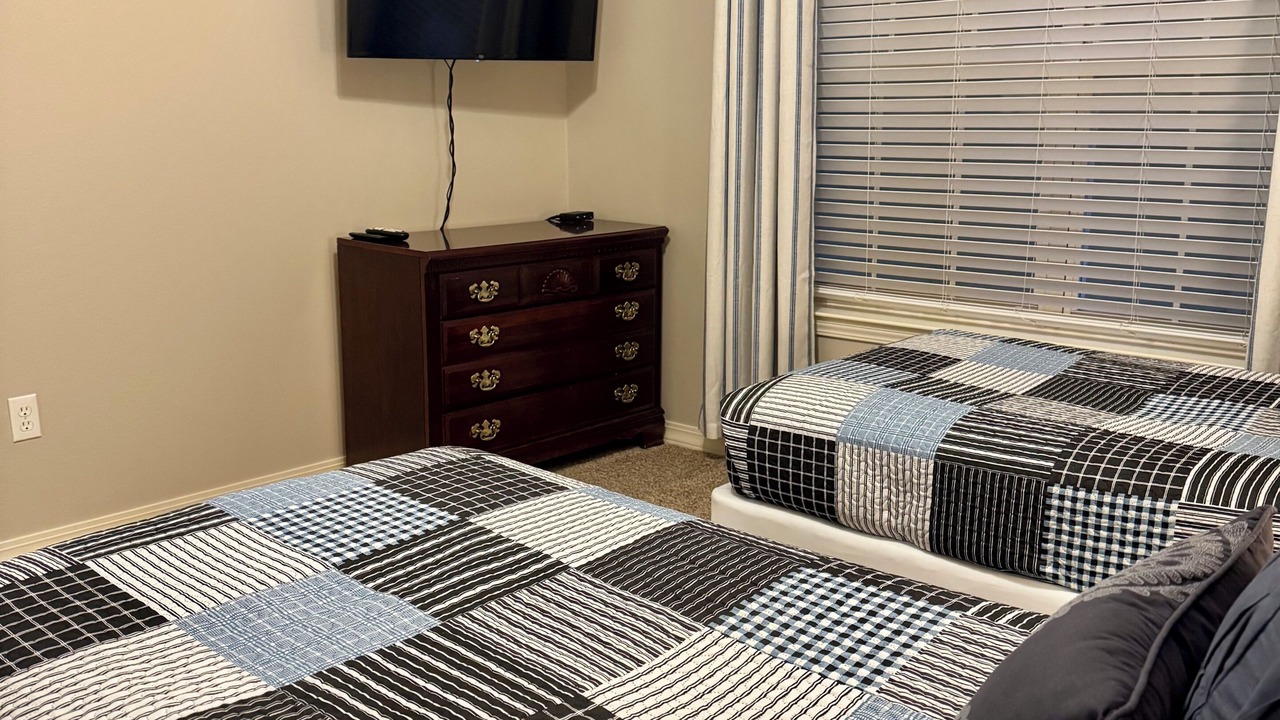Photo of Bedroom in Hollister