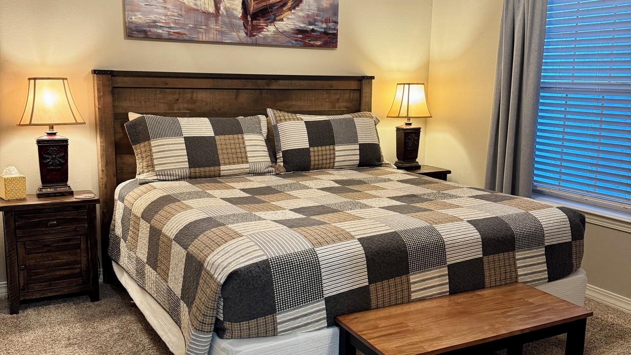 Photo of Bedroom in Hollister