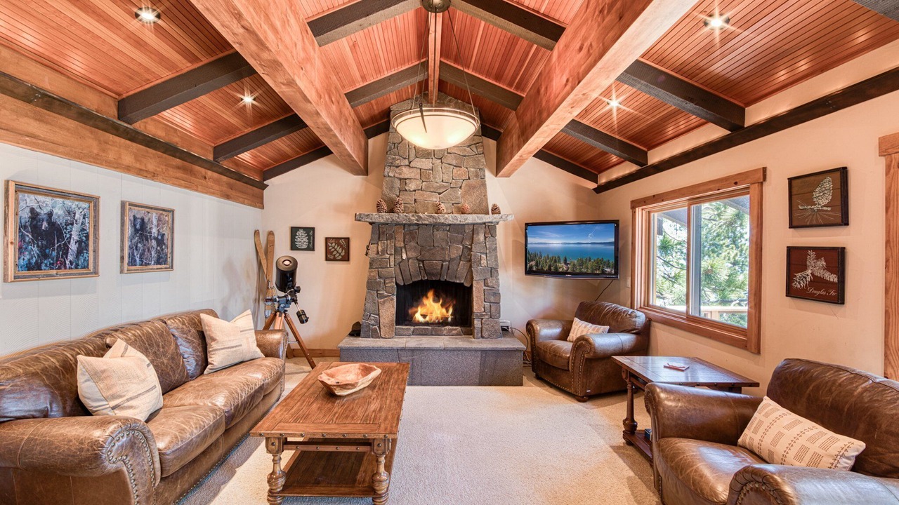 Photo of Livingroom in Lake Forest