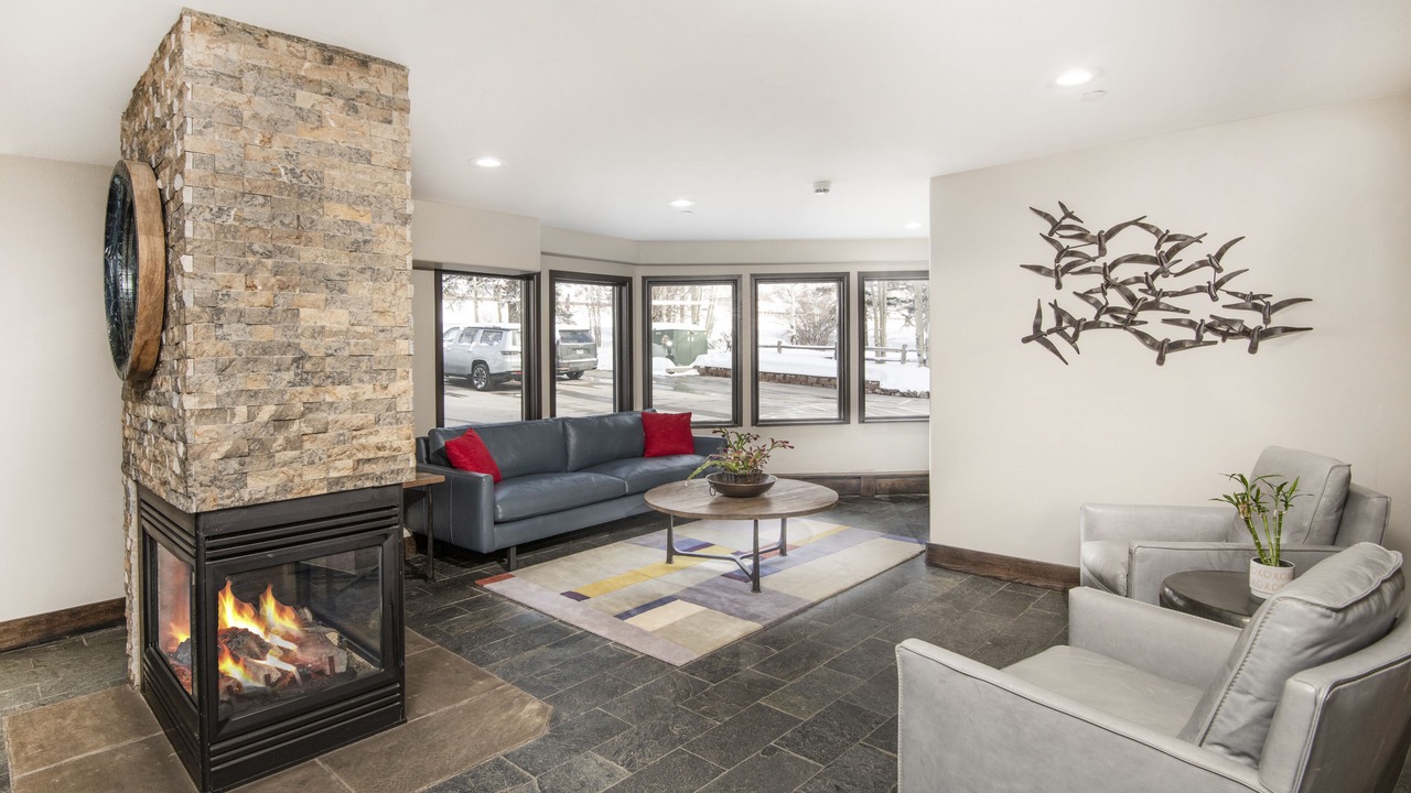 Photo of Livingroom in Vail