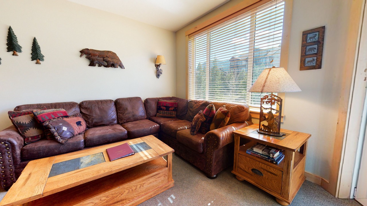 Photo of Livingroom in Mammoth Lakes