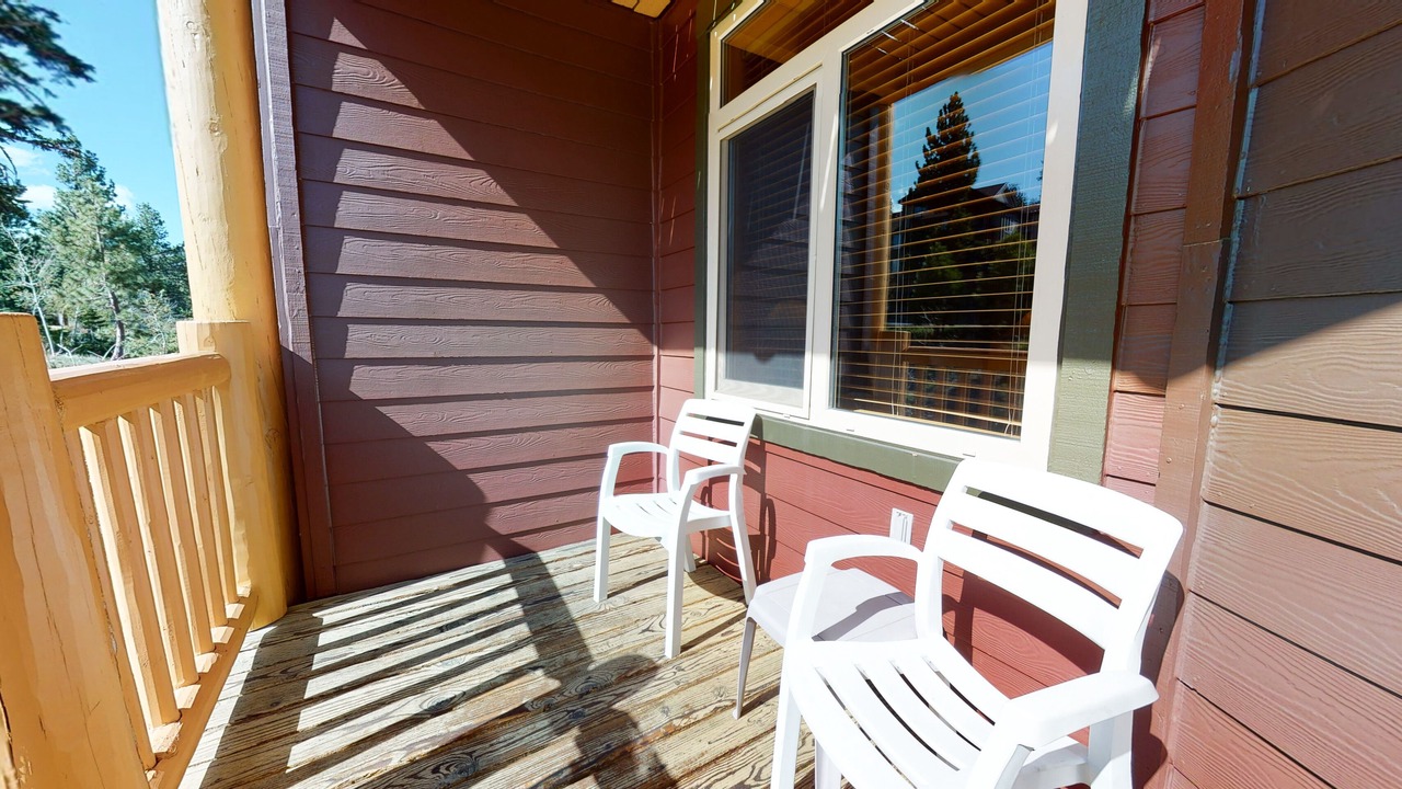 Photo of Patio Balcony in Mammoth Lakes