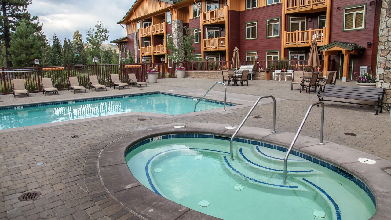 Photo of Outdoor in Mammoth Lakes