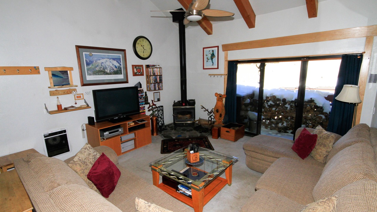 Photo of Livingroom in Mammoth Lakes