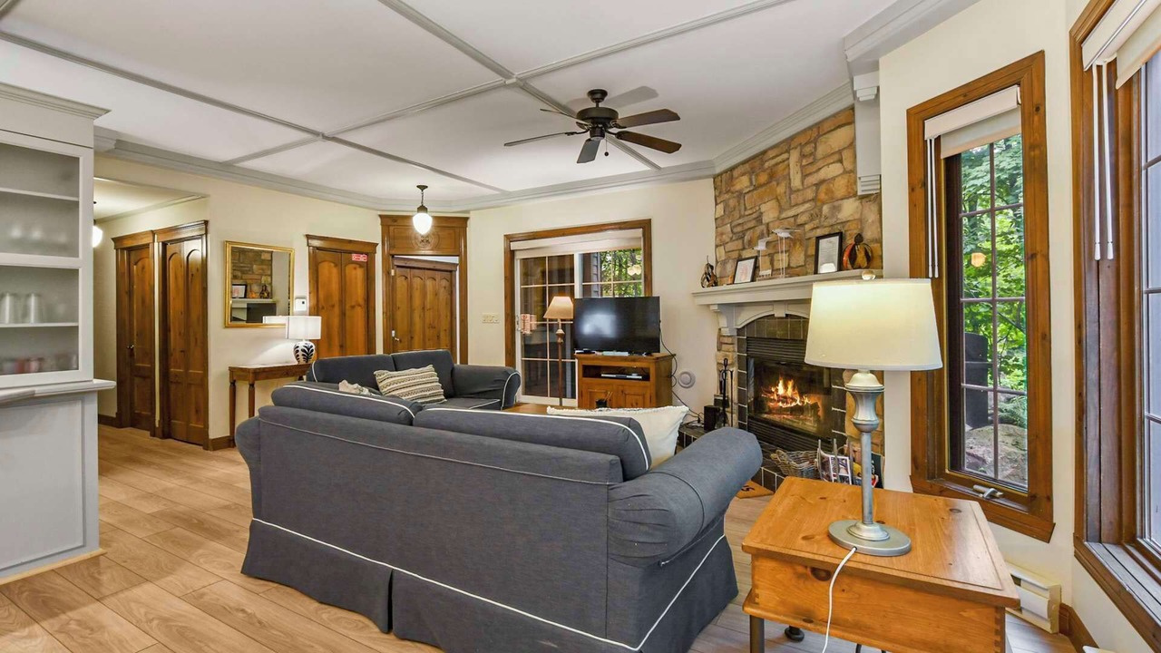 Photo of Livingroom in Mont-Tremblant