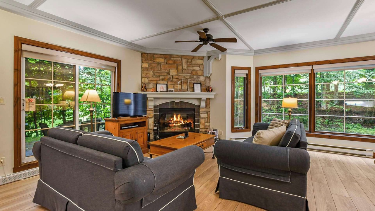 Photo of Livingroom in Mont-Tremblant