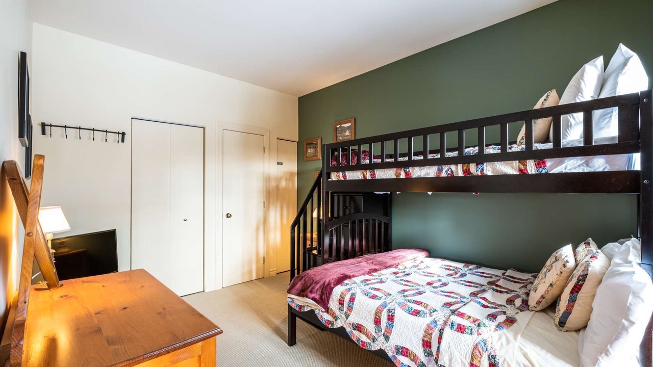Photo of Bedroom in Saint Jovite