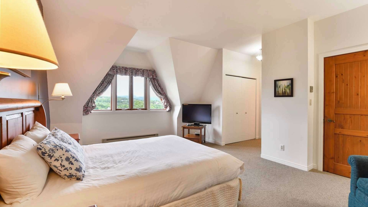 Photo of Bedroom in Mont-Tremblant