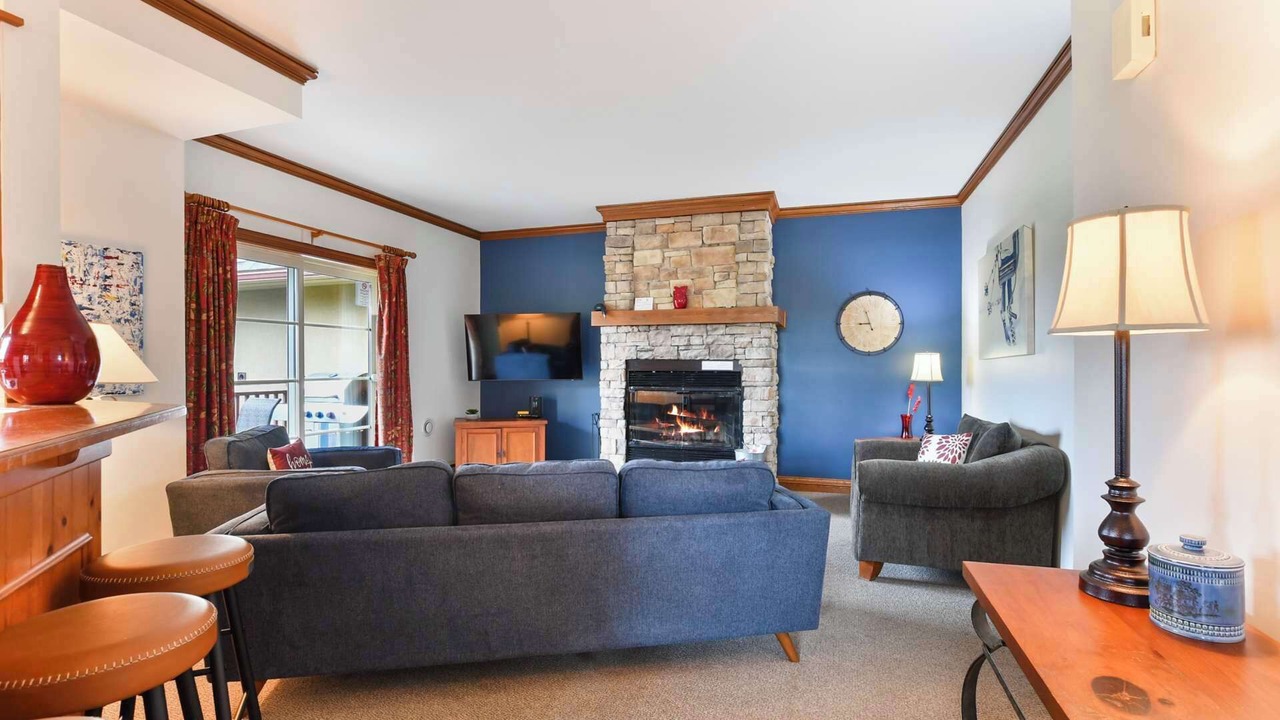 Photo of Livingroom in Mont-Tremblant