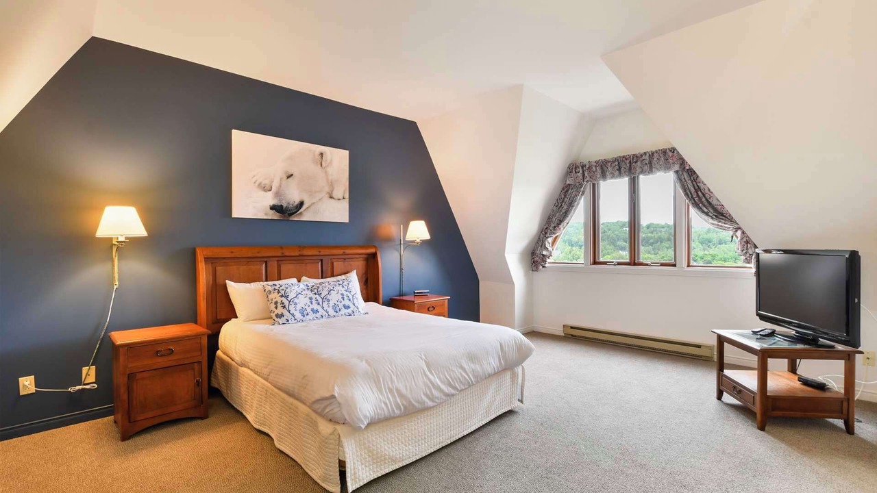 Photo of Bedroom in Mont-Tremblant