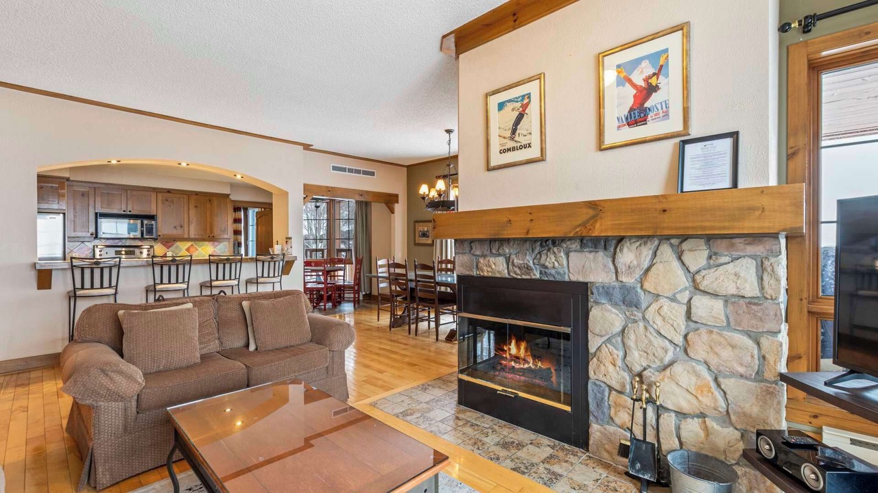 Photo of Livingroom in Mont-Tremblant
