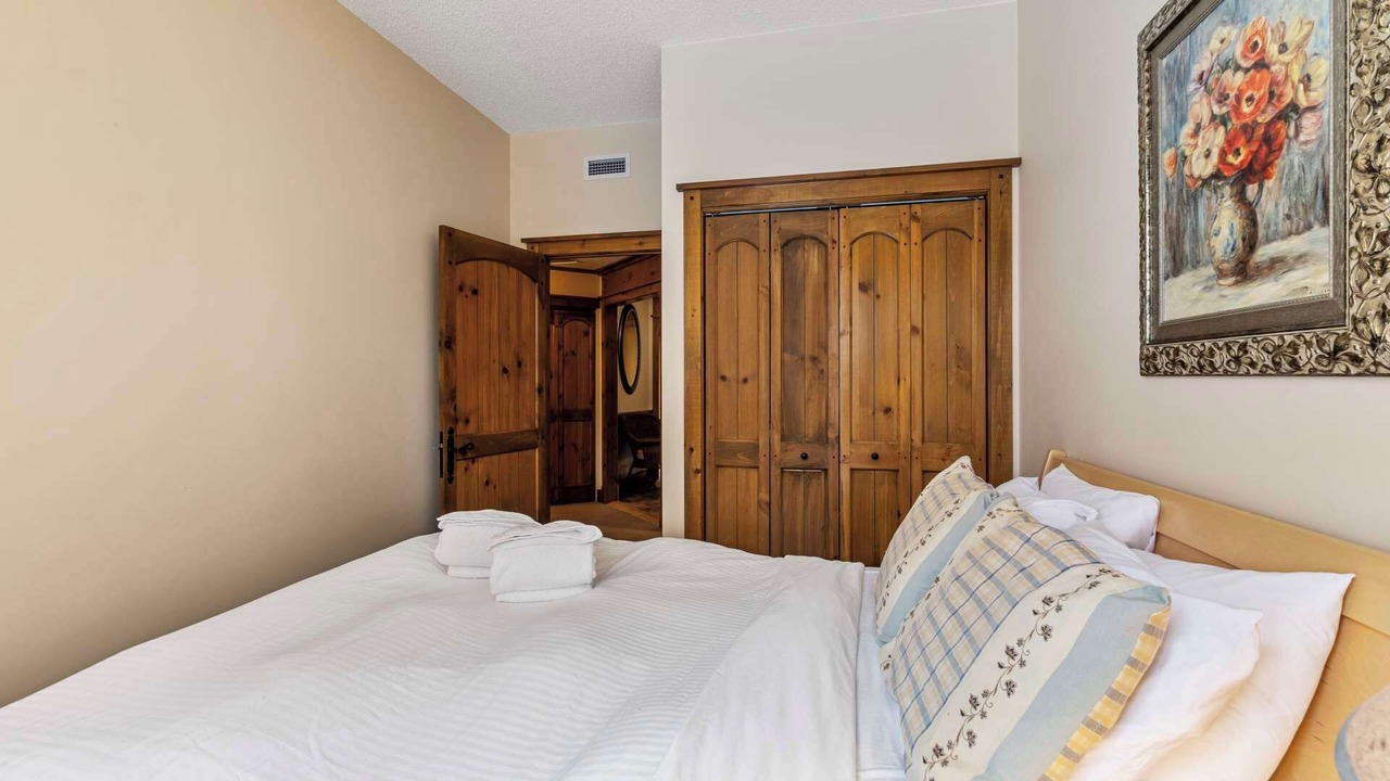 Photo of Bedroom in Mont-Tremblant