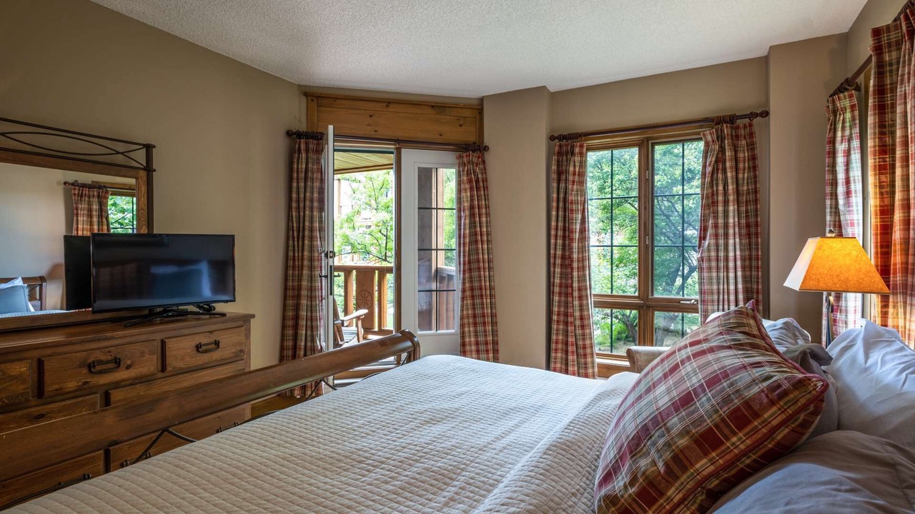 Photo of Bedroom in Mont-Tremblant