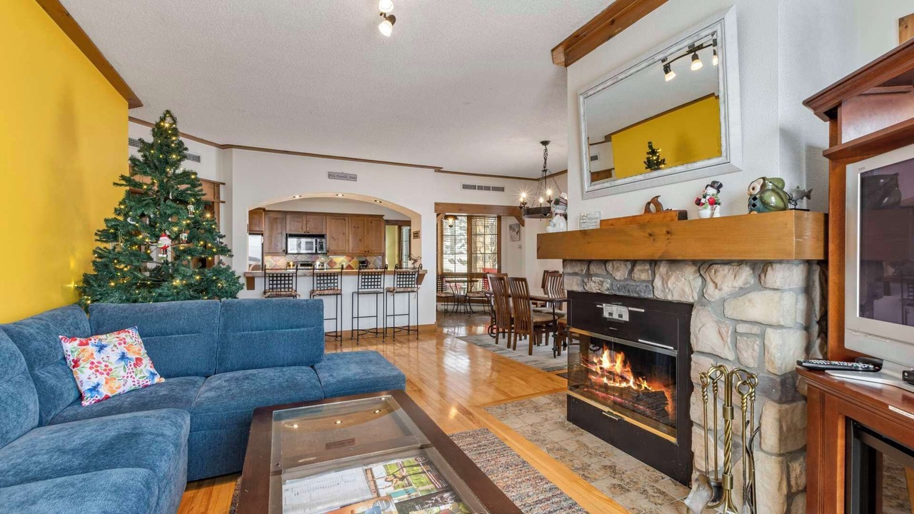 Photo of Livingroom in Mont-Tremblant