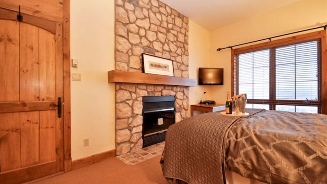 Photo of Bedroom in Mont-Tremblant